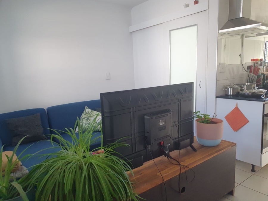 2 Bedroom Property for Sale in Maitland Western Cape